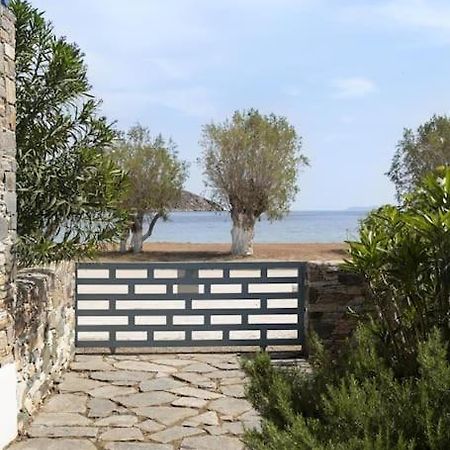 Beachfront 2Br Apartment - Free Parking Livadi (Serifos) Exterior foto
