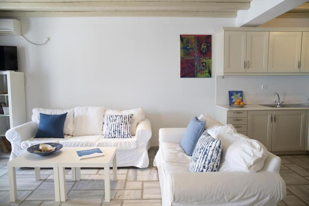 Beachfront 2Br Apartment - Free Parking Livadi (Serifos) Exterior foto